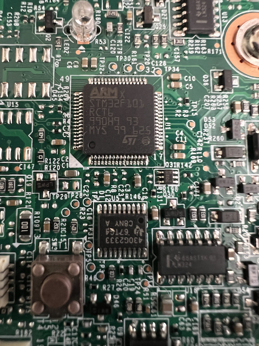 close up of stm32